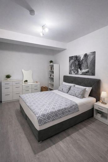 Großzügige 2-Zimmer-Wohnung mit großer Terrasse und Weitblick – फोटो 3