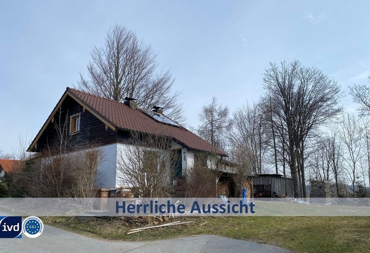 IDYLLISCHES BAYERWALD-HÄUSCHEN – Hauptfoto