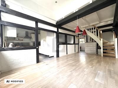 MODERNES DENKMAL IN GEFRAGTER LAGE VON LÜBECK – 1786728905_c262c1.jpg