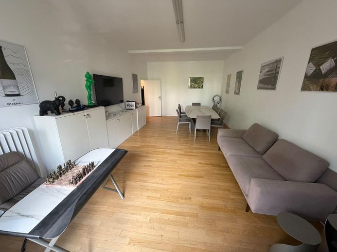Subsequent tenant wanted: Office on Kurfürstendamm – approx. 81 m² with balcony – Grosses Büro