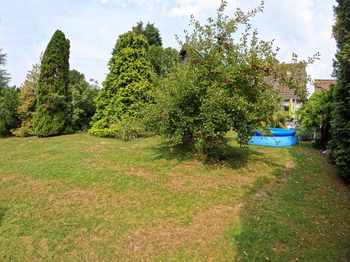 Gepflegte Doppelhaushälfte in Duisburg-Bergheim – Garten