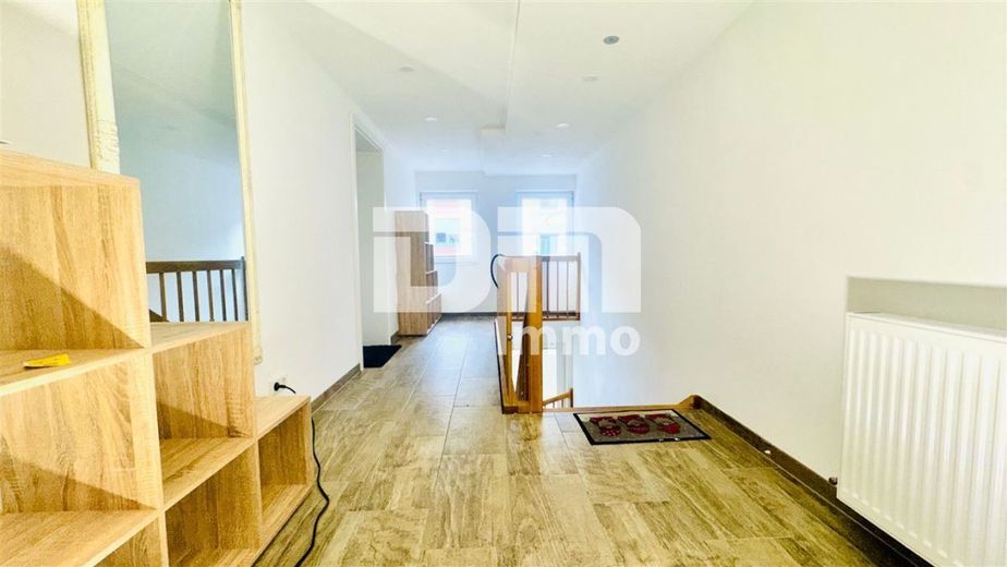 Wohn Gewerbe Ensemble mit 6 neuwertigen Apartments + Restaurant in Traumlage – OG Treppenaufgang