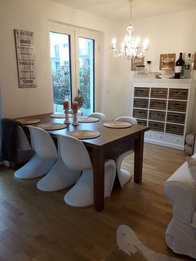 2,5 Zimmer Garten Wohnung im wiesbadener Künstlerviertel<br> – Essbereich