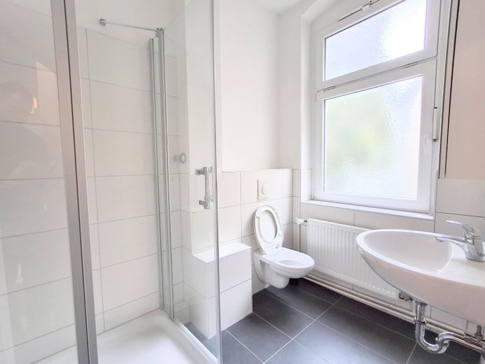 Stanza in appartamento condiviso in affitto a Charlottenburg – Badezimmer