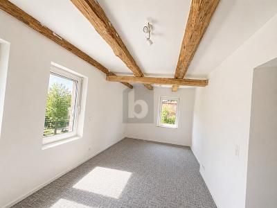 परिवार के लिए जगह – 1777562221_73421c3.jpg