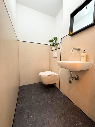 Pełne światła mieszkanie 3,5-pokojowe w Waiblingen – świeżo wyremontowane – WC