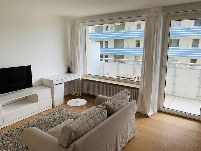 2 Sitzer Couch und HO-Arbeitsp