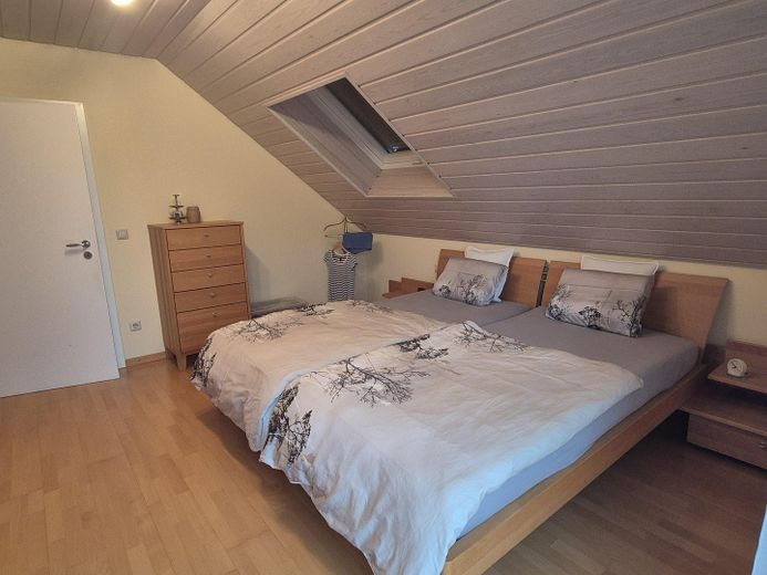 Müstakil, çok bakımlı müstakil ev – ÖZEL SATIŞ, KOMİSYONSUZ – Schlafzimmer Bild 2