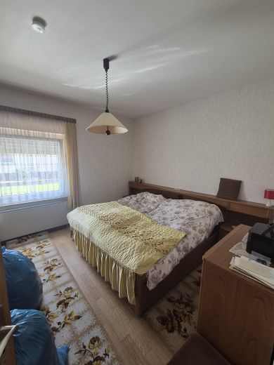 Charmantes Einfamilienhaus mit traumhaftem Südgarten, Wintergarten und Doppelgarage – Schlafzimmer EG
