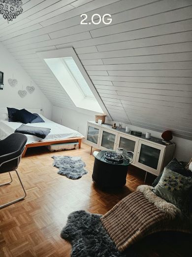 Top gepflegtes Haus*traumhafter Garten*zentrumsnah & naturverbundener Stadtteil Köln*3 Wohnkonzepte – 2. OG Zimmer I