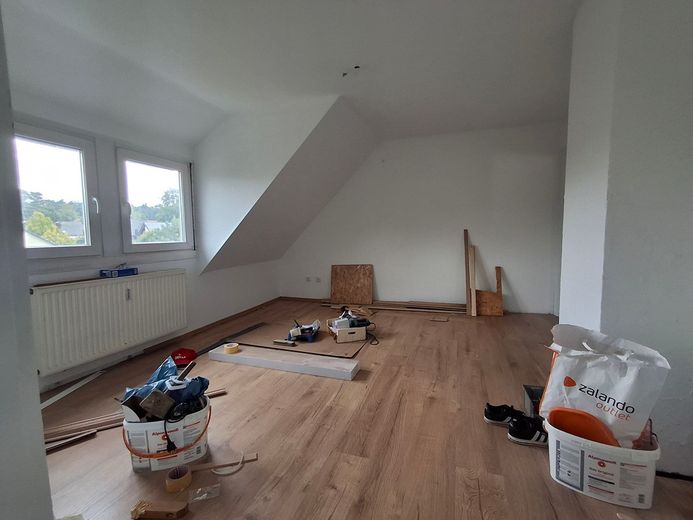 Beautiful 2-room top-floor apartment in Sankt Ingbert, Hassel – Foto 5