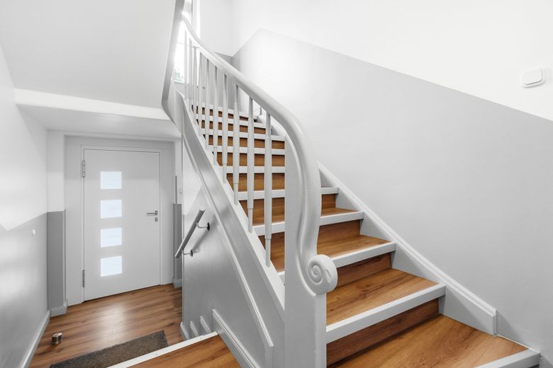 Atractiva inversión de capital con 6 unidades, balcones y potencial de desarrollo – Foto 4