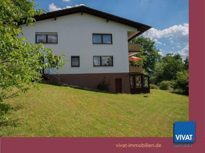 Architektenhaus mit Einliegerwohnung in traumhafter Lage mit grandioser Aussicht. – फोटो 1