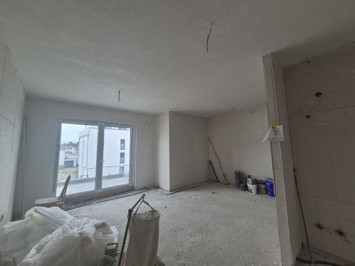 Wohnung im Bau, stadtnah im Hafenquartier Graf Bismark mit Balkon am Yachthafen/Kanal für 2 Personen – Neubauwohnung 28 Wohn-Essberei