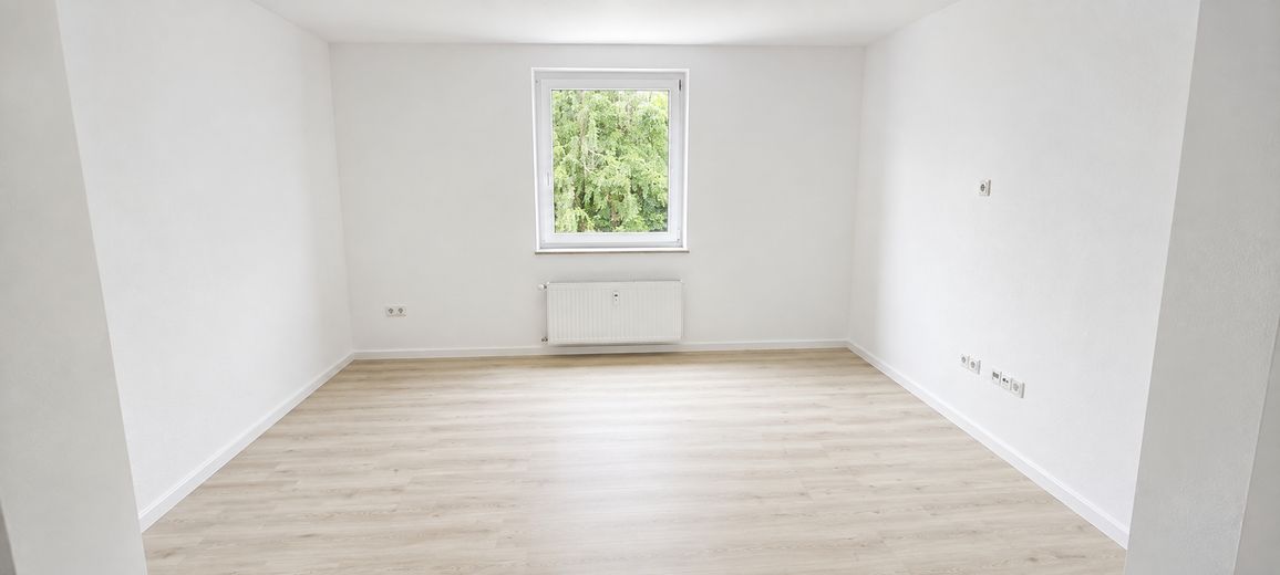 Appartamento di 121 m² completamente ristrutturato, libero · 2° piano · Bochum-Grumme – Wohnzimmer