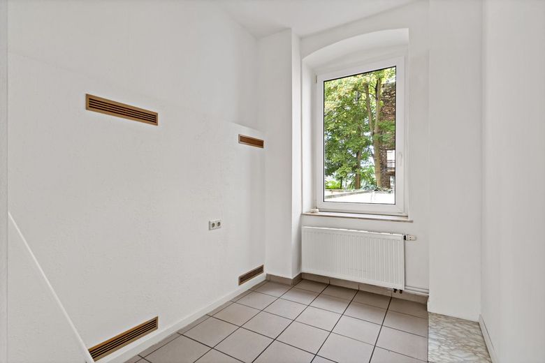 Büro-/Ladenfläche direkt in der Freiimfelder Straße verfügbar! – Laden