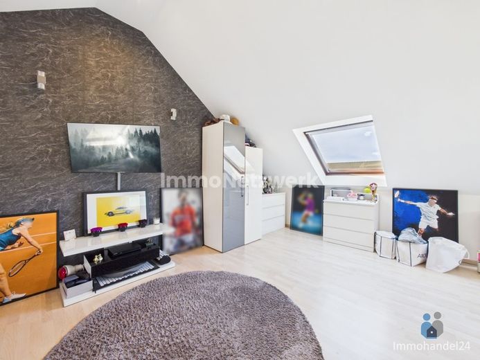 TOPLAGE***vollunterkellerte DHH mit Garage &amp; toller Wohnlage***NEU – Studio DG