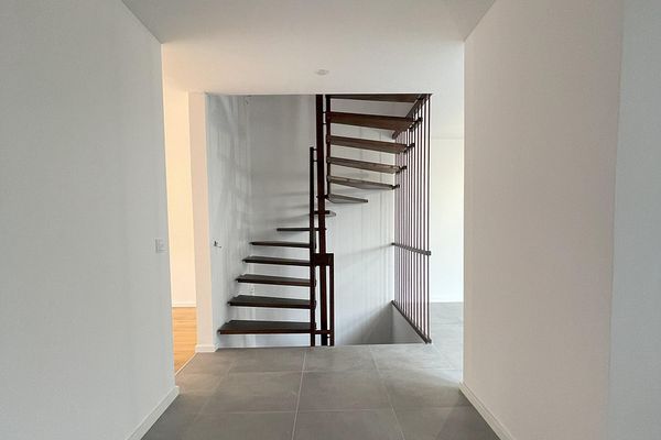 Top renovierter Wohntraum mit Retro Charme