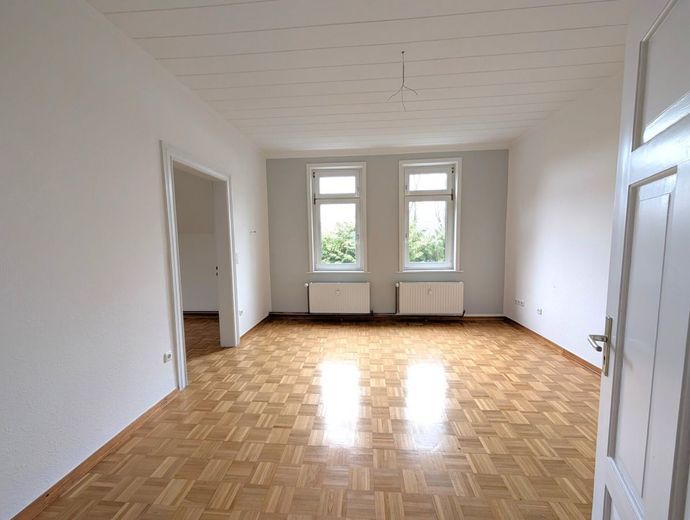 2 Wohnungen mit Charme zu vermieten – Zimmer, in denen das Leben zuhause ist