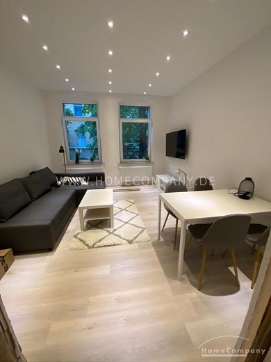 Appartamento moderno e bello di 2 locali, arredato, con balcone nel Westliches Ringgebiet. – 36a5b4165438cb0c2dd4f0cac8bc5521a46cbe71.jpg
