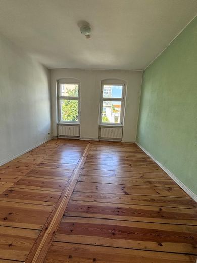 Provisyon yok. Neukölln'ün kalbinde ışıkla dolu ve geniş eski bina dairesi – Zimmer2