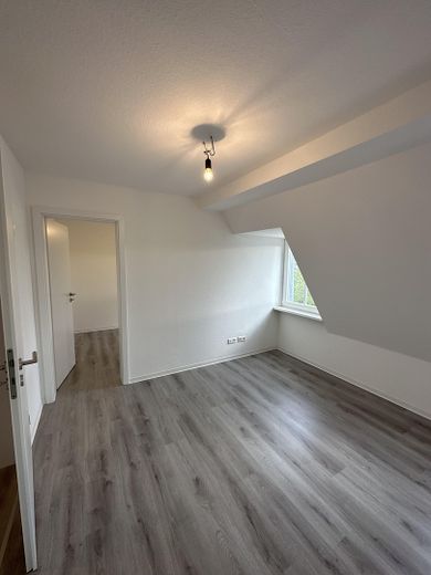 Kernsanierte 8-Zimmer Wohnung - Blick über Pforzheim – Zimmer 6
