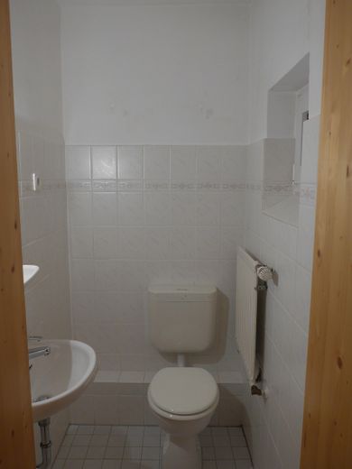 Oase der Ruhe in Witten Bommern: grosses Haus mit großem Grundstück zu vermieten – WC Waschküche