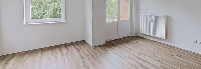 Geräumiges Single-Apartment mit BALKON – Ansicht I: Wohn- und Schlafbe…