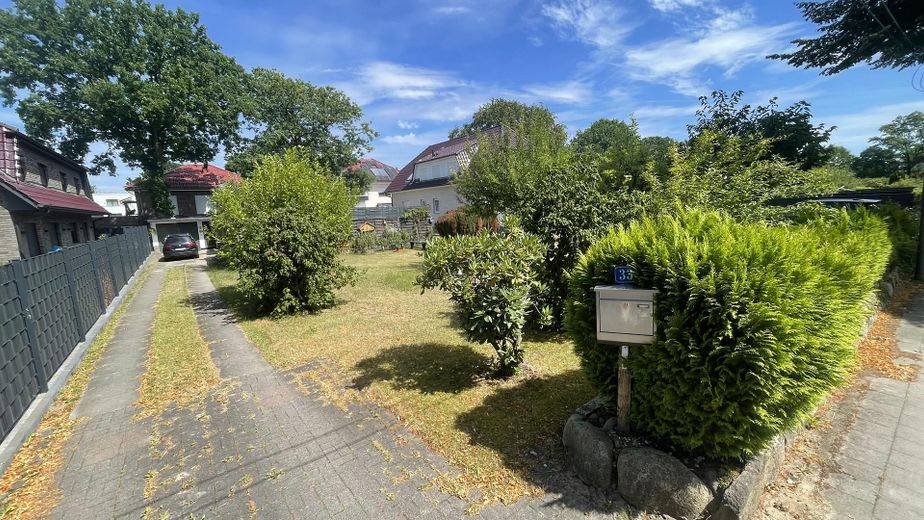 699 m² di terreno edificabile in una tranquilla zona residenziale di Amburgo-Billstedt – Foto 2