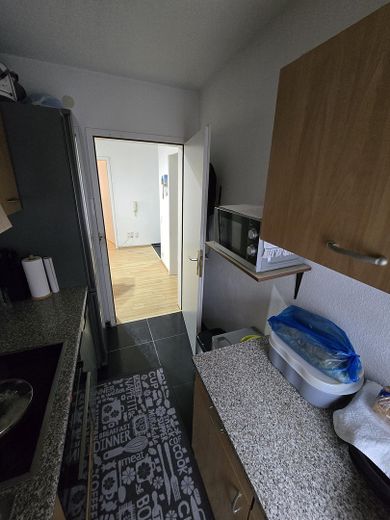 Luminoso appartamento di 3,5 locali (80 m²) in centro città – Küche