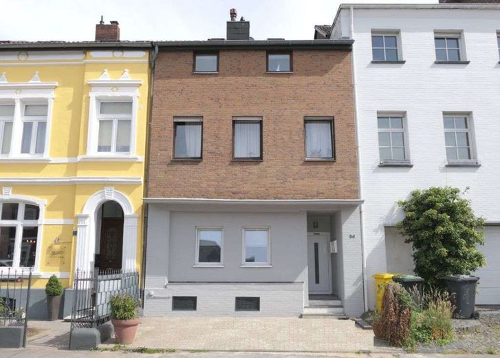 HAUS - ANSICHT