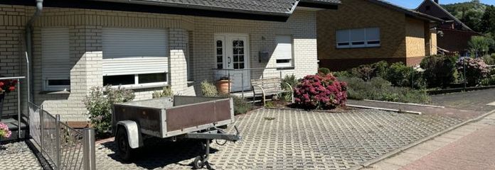 Geräumige, unterkellerte Doppelhaushälfte in Vlotho - Holzmann Immobilien