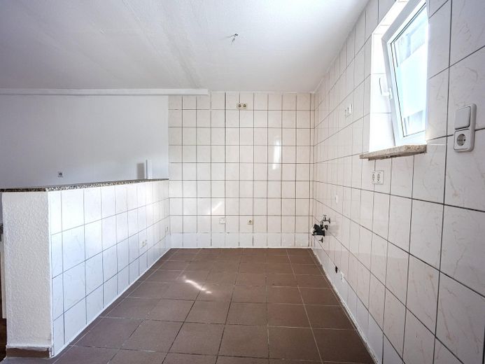 Two residential units, one special home – approx. 160 m² with a large terrace – EG_2_Küche