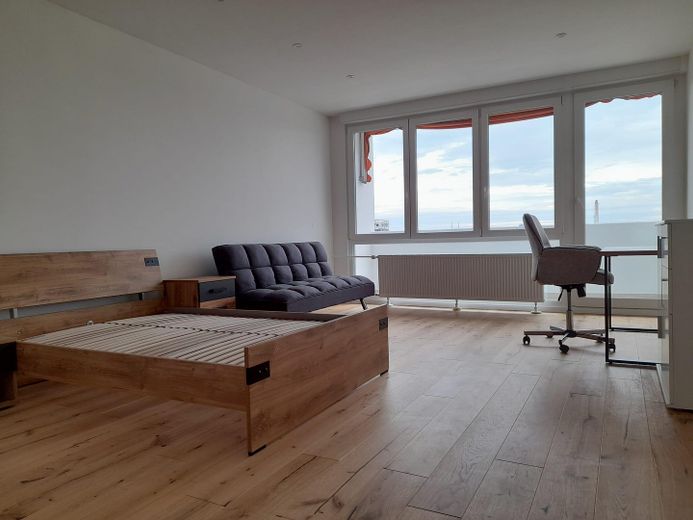 ++TOP renovierte 4 ZKB++großer Südbalkon++2 Bäder++Küche++möbliert – Foto 7