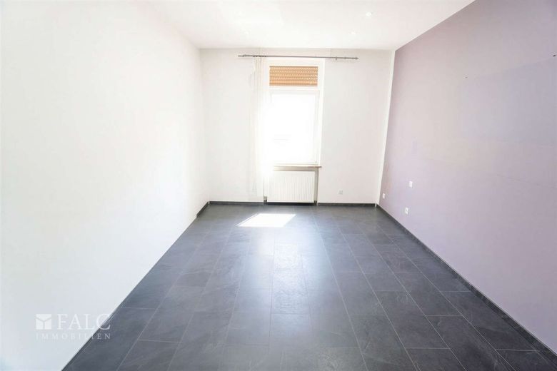 3- Familienhaus in der Stadtmitte von Neunkirchen zu verkaufen! – Eltern OG