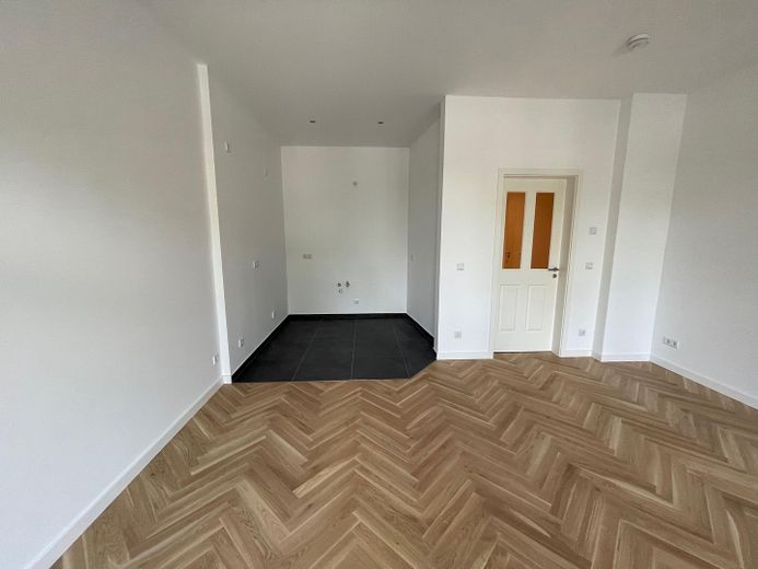 Appartamento di 3 locali appena ristrutturato con ampio balcone – Foto 5