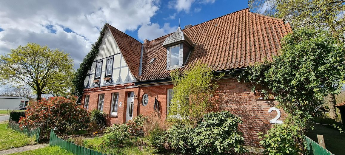 (LW5201) Appartement calme au rez-de-chaussée - rénové et prêt à emménager ! – Hausansicht