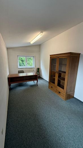 Büro 02