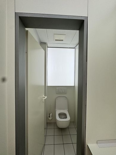 Toilette D+H getrennt