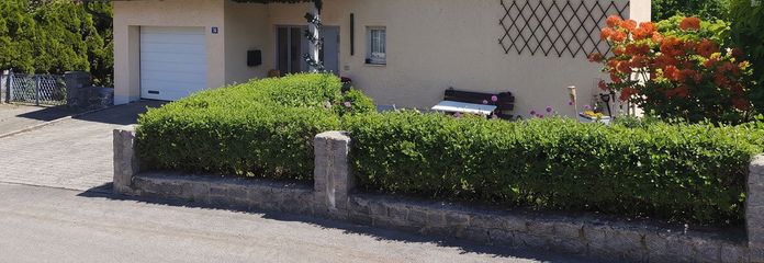 6-Zimmer-Einfamilienhaus in Ruderting mit Pool & Blick ins Grüne
