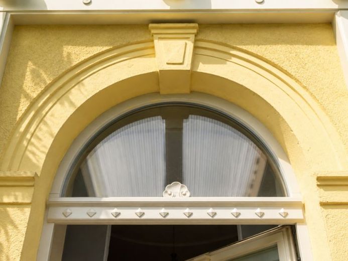 Fabrikantenvilla in Oschatz : Wo aus viel Platz ein besonderes Zuhause wird. – Foto 1