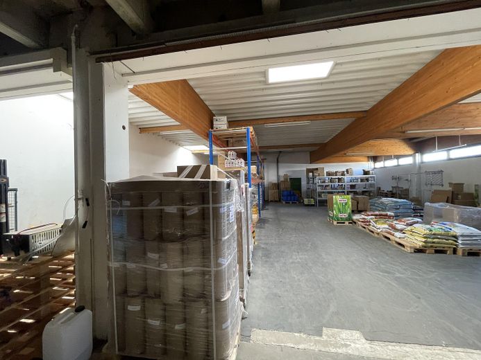 Superfici di magazzino e ufficio riscaldabili in affitto a Eggenfelden -1096qm – Photo 29