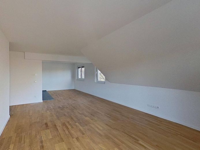 **PREMIÈRE OCCUPATION exclusive** Appartement moderne de 3 pièces au rez-de-chaussée avec BALCON dans un écrin de verdure – Ansicht III: Wohn- und Esszim…