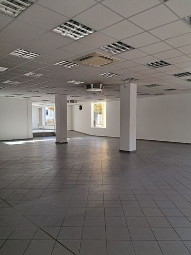 Repräsentatives Ladenlokal/Austellungsraum/Bürofläche in der Innenstadt zu vermieten! – Verkaufsfläche