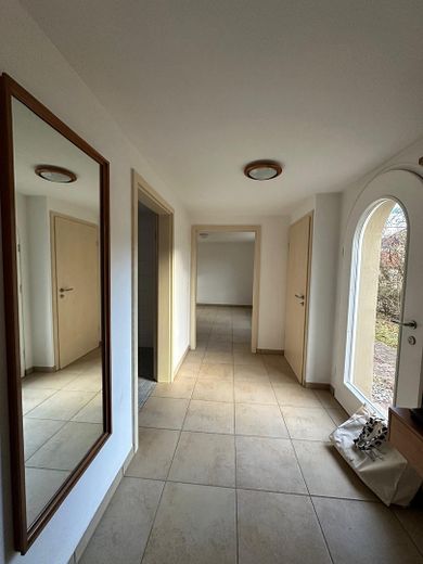 Traumhaus in Top Lage mit Einliegerwohnung und hohem Ausbaupotential und großem Grundstück – Foto 13