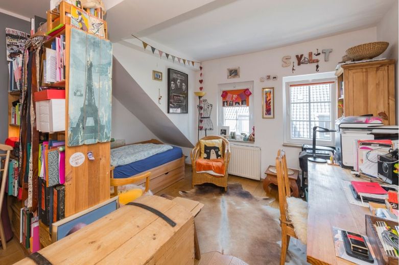 Top wohlfühl DG ETW Wohnung mit Stellplatz nahe der Fußgängerzone Dortmund-Hombruch – Schlafzimmer 2