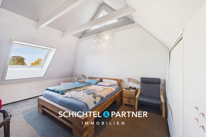 Leeste | Moderne Maisonette-Wohnung mit Balkon und Stellplatz – S&amp;P | Schlafzimmer