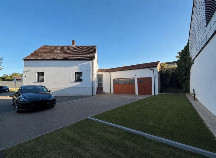 Detached residential and commercial building with commercial unit,1290sqm plot – Foto 4