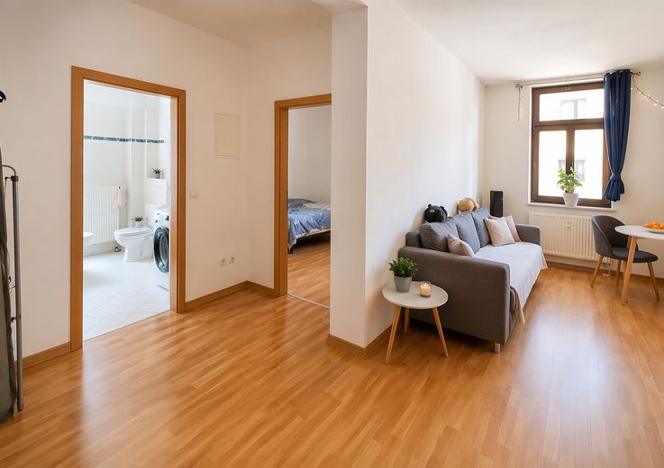 Top-Innestadt-Lage Halle: Stilvolle 2‑Zimmer‑Wohnung mit moderner Küche – Wohnbereich Flur