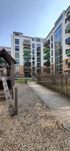 Luminoso piso de obra nueva de 97 m² de 2019 en Lichtenberg: 3 habitaciones, 2 balcones, ascensor, calefacción por suelo radiante, sin comisión, disponible para ocupar – Foto 5